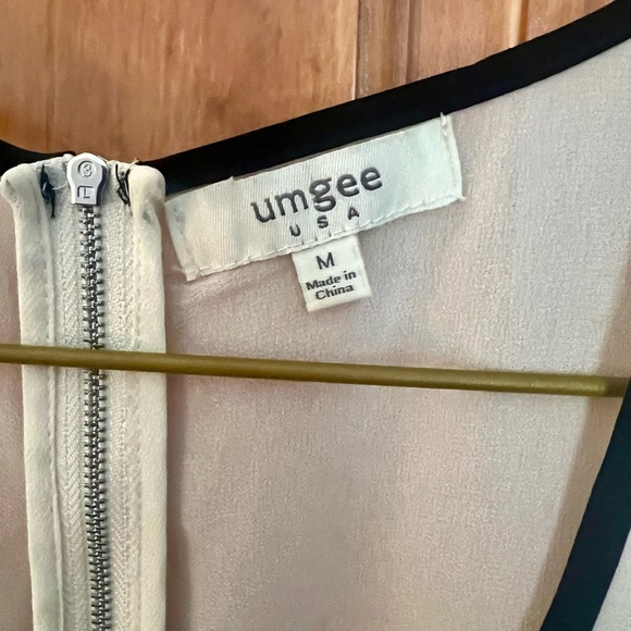 Umgee Cream and Black Sleeveless Tank Top - Picture 5 of 5